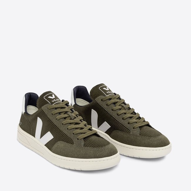 V-12 Trainers, khaki green, VEJA