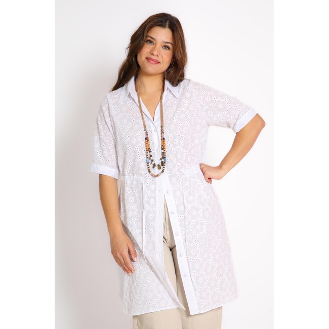 Chemise longue en broderie et popeline blanc <span itemprop=