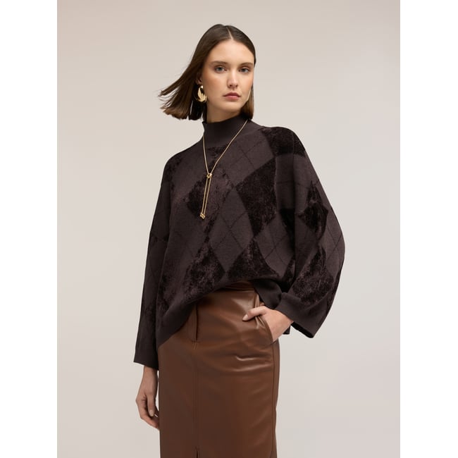 Pull col roulé en chenille fantaisie argyle marron <span itemprop=