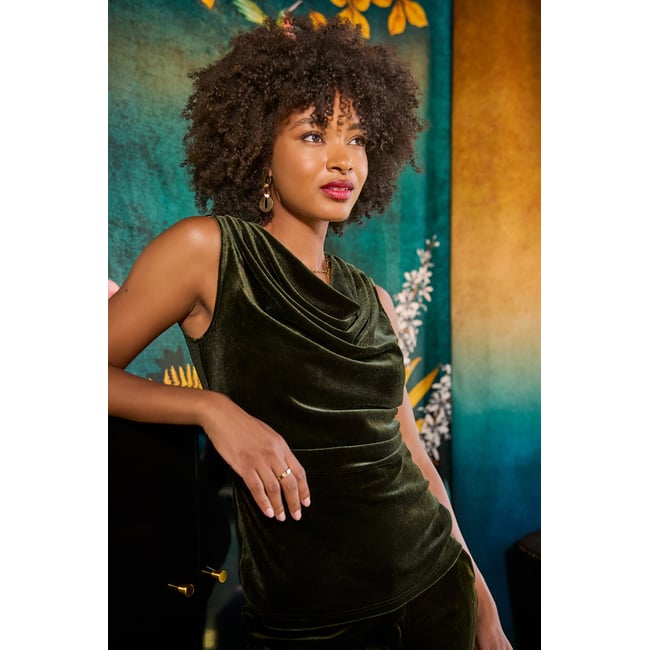 Haut Col Bénitier en Velours India vert <span itemprop=