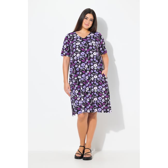Robe en jersey à fleurs. Décolleté - ULLA POPKEN