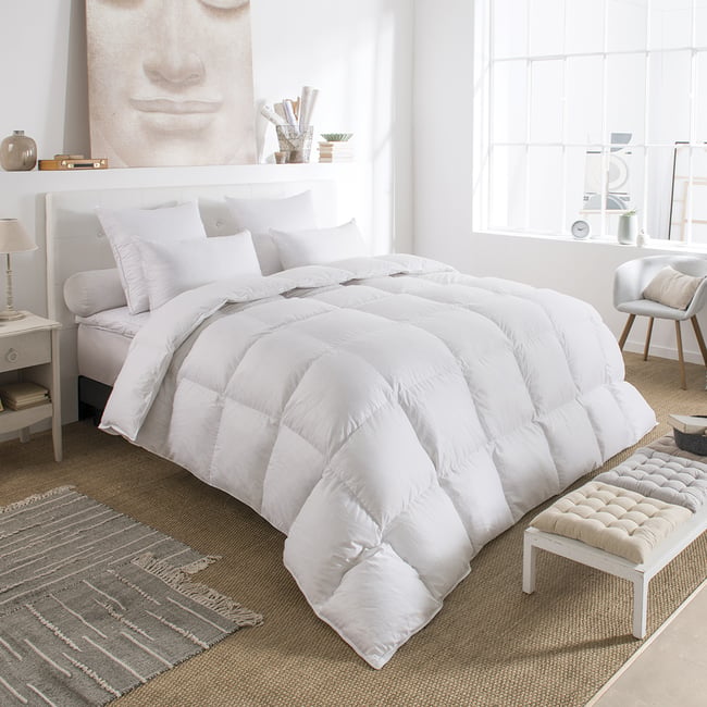 Couette Everest - CHAUDE Couleur blanc <span itemprop=
