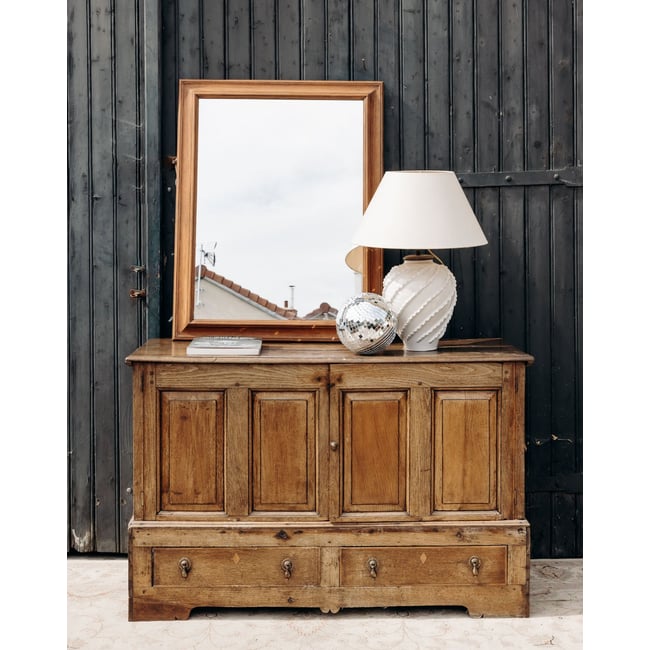 Buffet rustique massif Gilbert N°1696 - Bon état Couleur bois foncé <span itemprop=