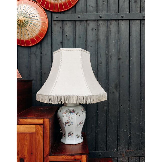 Lampe en céramique à franges Suzanne N°573 - Bon état Couleur beige <span itemprop=