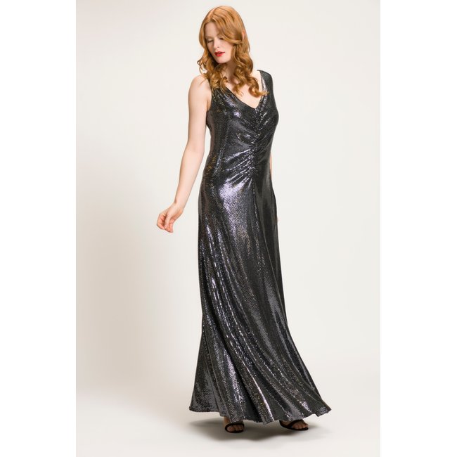 Robe noir <span itemprop=