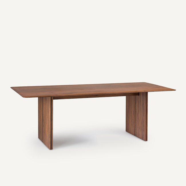 Table en noyer massif L220 cm, Minela Couleur noyer <span itemprop=