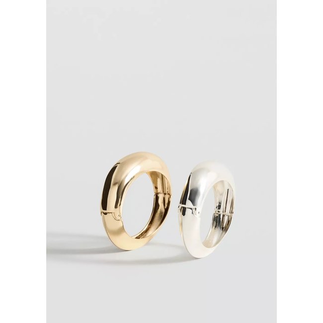 Lot 2 bracelets rigides or <span itemprop=