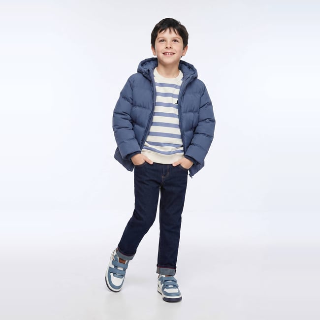 Doudoune à capuche unie mer <span itemprop=