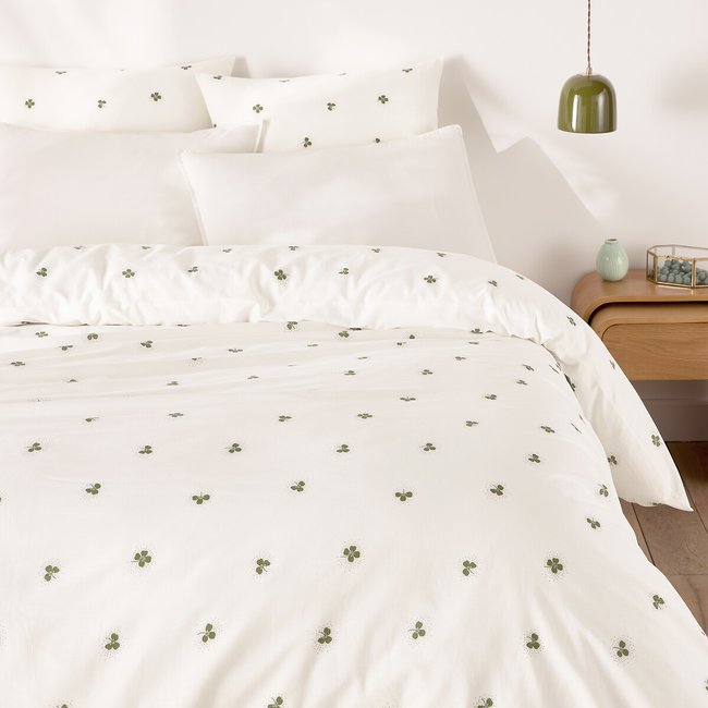 Bettwäsche aus 30 % recycelter Baumwolle, quadratischer Kissenbezug, Kleeblatt-Druck, LUCKY CLOVER ecru, bedruckt <span itemprop=