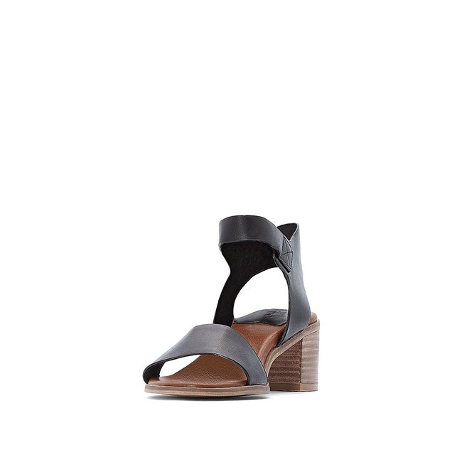Volou kickers online