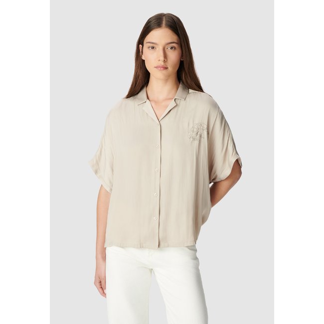 Chemise manches courtes visuel dos beige <span itemprop=