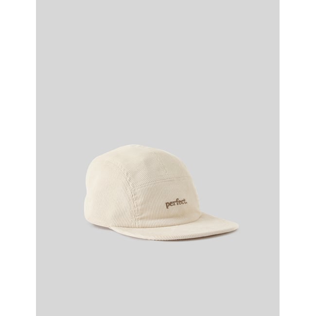 Casquette plate brodée blanc cassé <span itemprop=