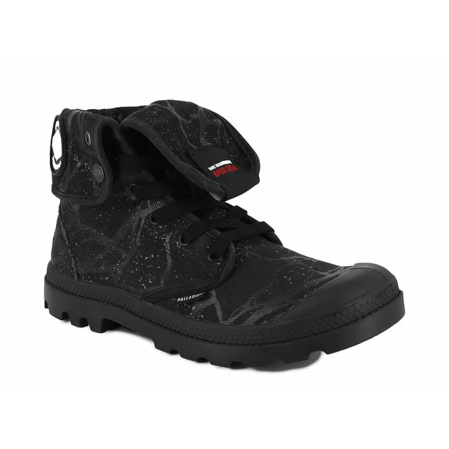 Baggy hopper tunnels stranger things cuffed trainers, black 