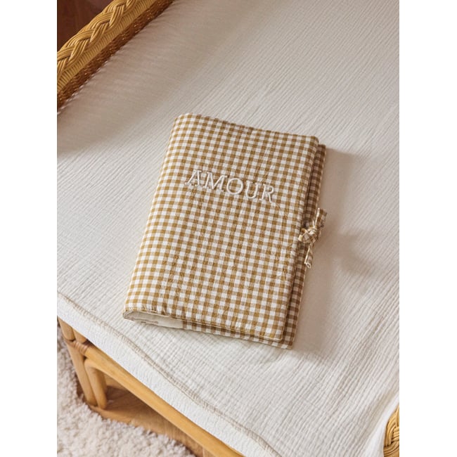 Housse pour carnet de santé en gaze vichy vichy caramel <span itemprop=