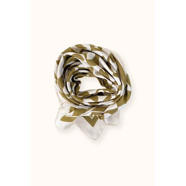 Grand foulard PALIKA, imprimé DAMIER imprimé vert/blanc <span itemprop=