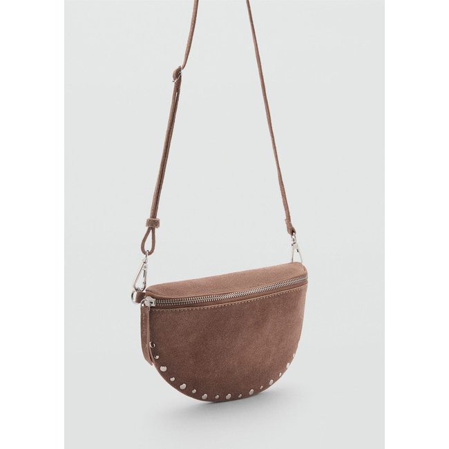 Sac clouté cuir sable <span itemprop=