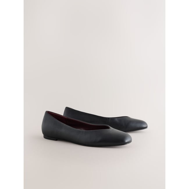 Ballerines en cuir carrées forever comfort® noir <span itemprop=