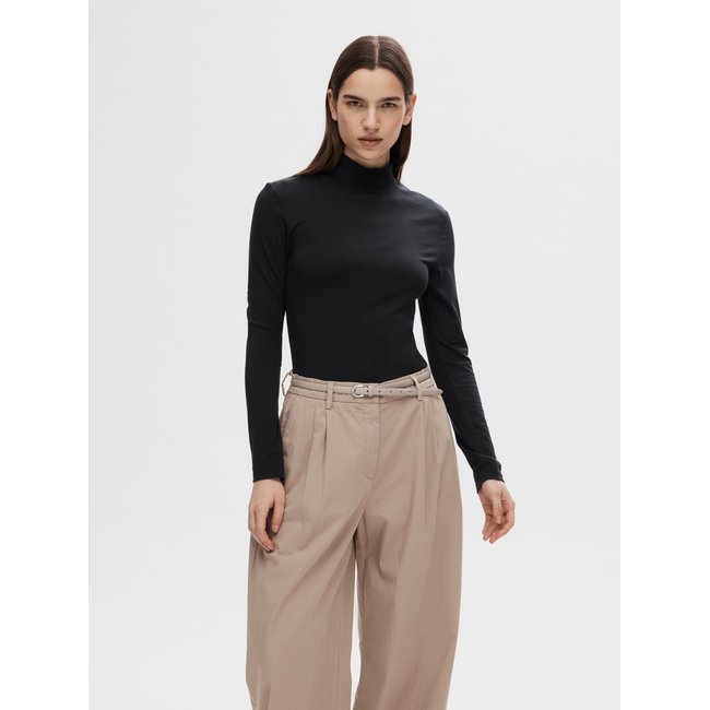 Top SELECTED FEMME black <span itemprop=