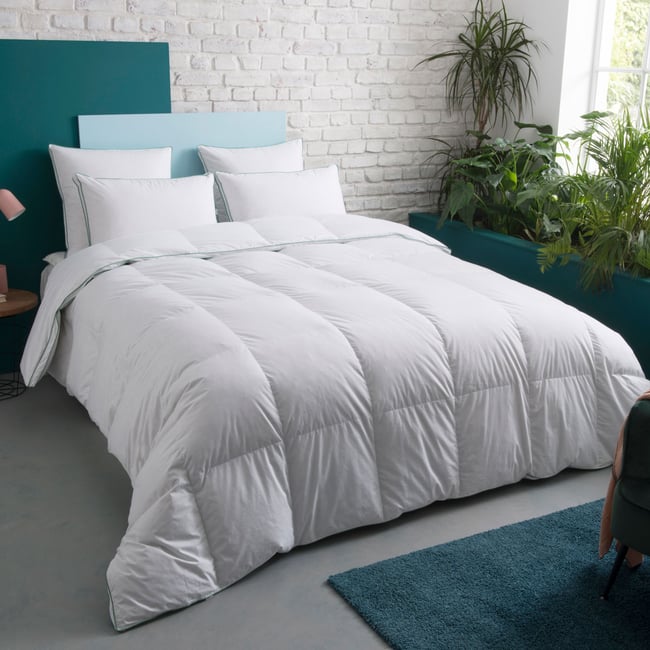 Couette CHAUDE 50% Duvet - Coton - Adèle Couleur blanc <span itemprop=
