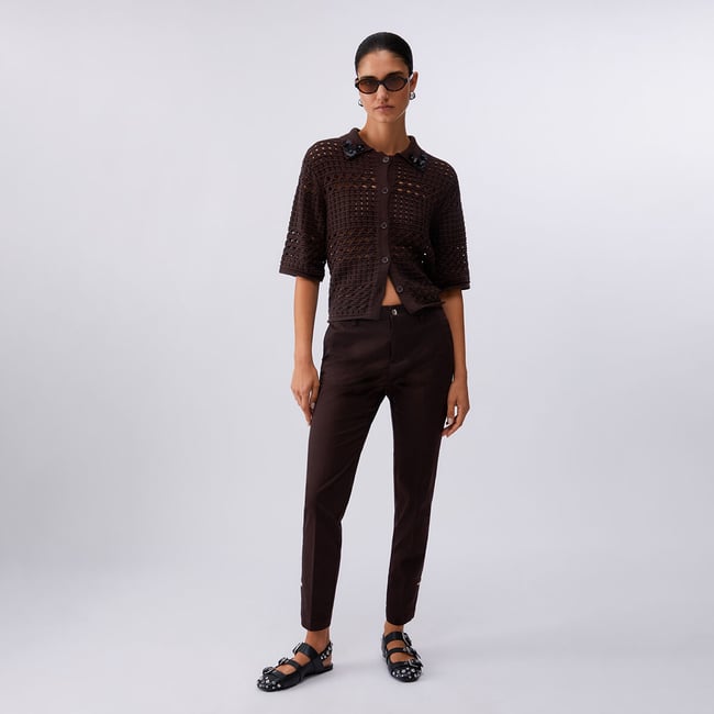 Pantalon chino coupe slim marron foncé <span itemprop=