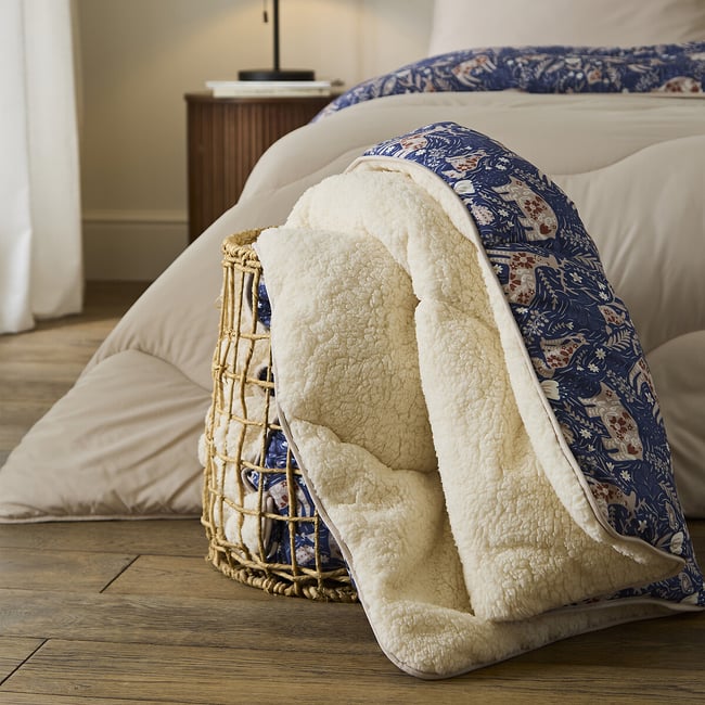 9 Tog Woodland Throw - NIGHT LARK