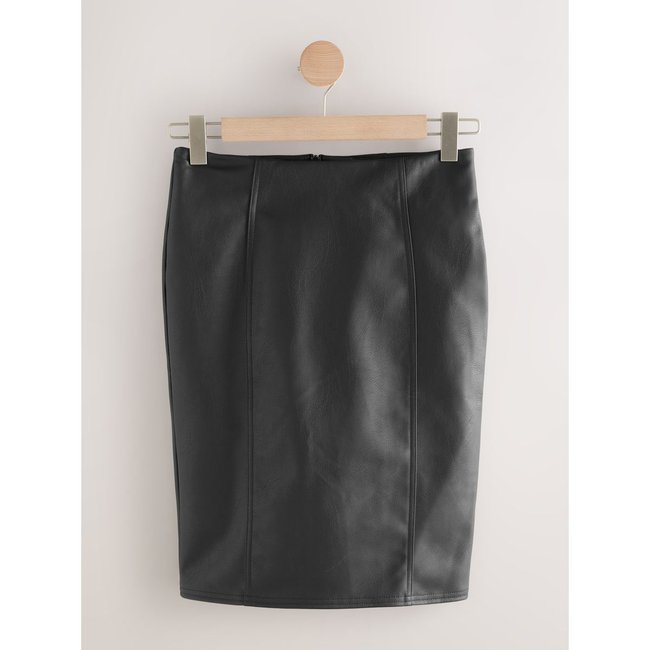 Jupe crayon en similicuir noir <span itemprop=