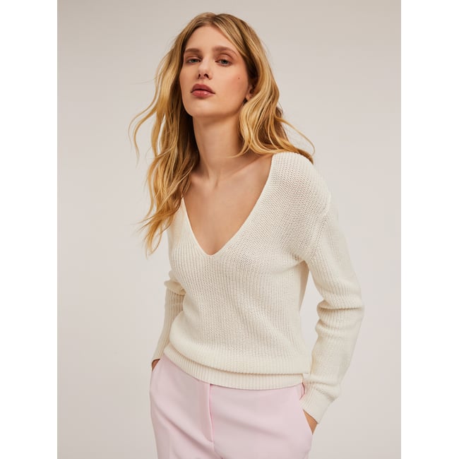 Pull col V en coton blanc <span itemprop=