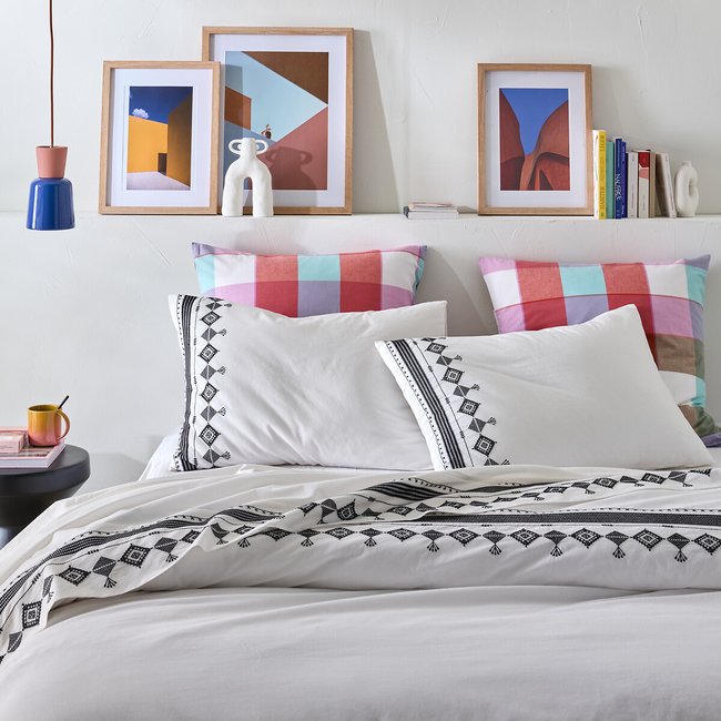 Ifrane Washed Cotton Pillowcase, white/black, LA REDOUTE INTERIEURS