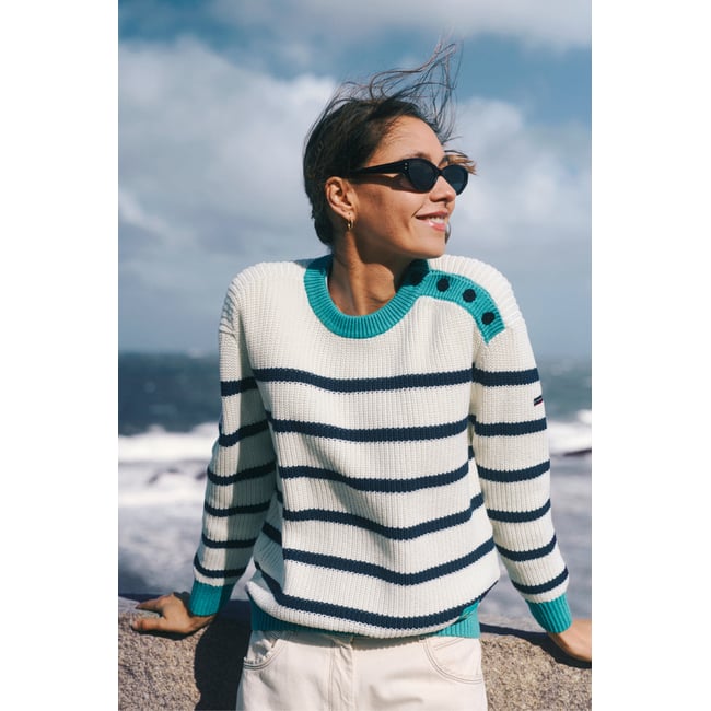 Pull marin ROUTE DU RHUM blanc/ marine deep/ pool b <span itemprop=