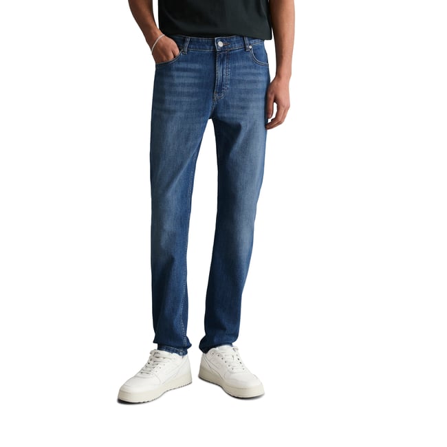 Jeans modèle Ando skinny en coton bio mélangé bleu moyen <span itemprop=