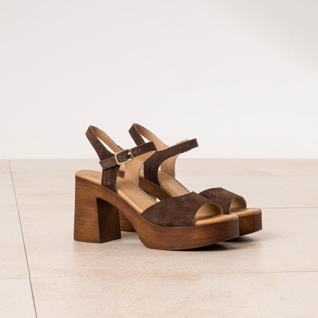 Sandale À Talon en cuir GENESIA. marron <span itemprop=