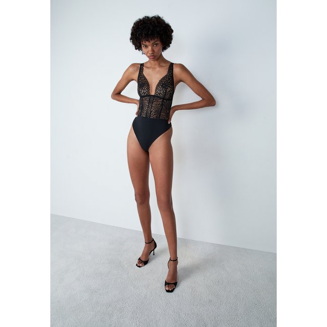 Body en dentelle DREAM noir <span itemprop=
