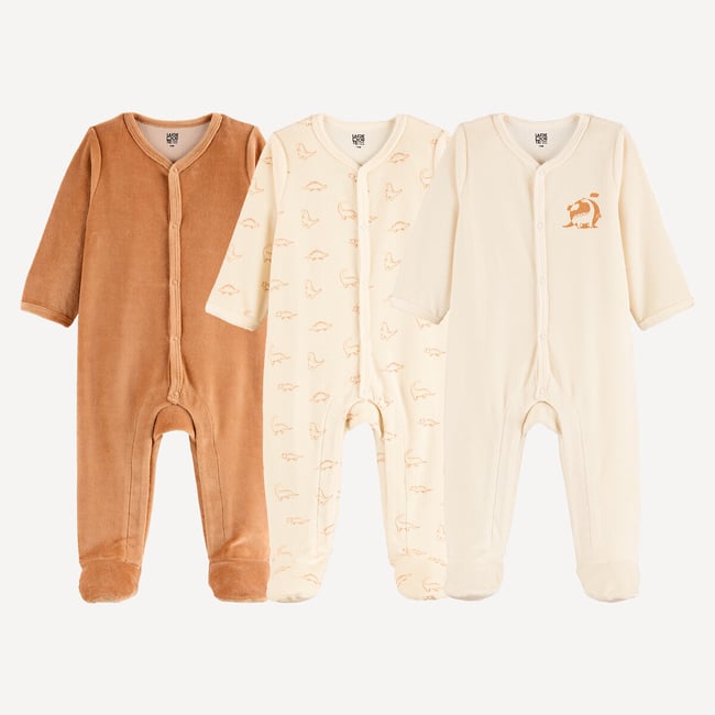 Lot de 3 pyjamas en velours, ouverture devant, motifs dinosaures ecru + camel <span itemprop=