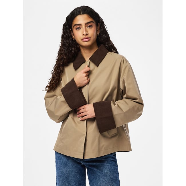 Trench corto doppio materiale beige PIECES