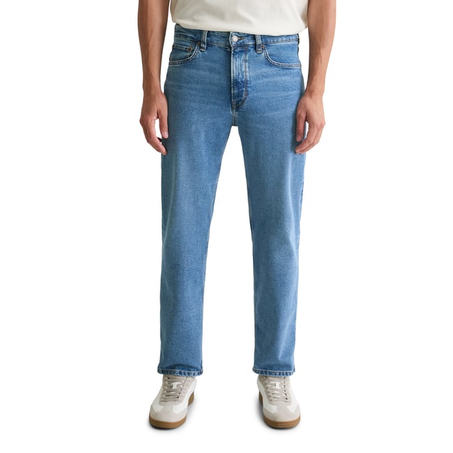 Jeans modèle Kalmo droit en coton bio mélangé bleu moyen <span itemprop=