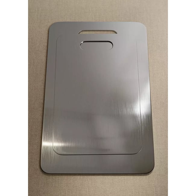Planche à décou inox Couleur argent <span itemprop=