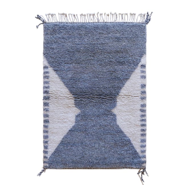 Tapis berbère prestige épaisseur et élégance 114 x 164 cm Couleur bleu naturel <span itemprop=