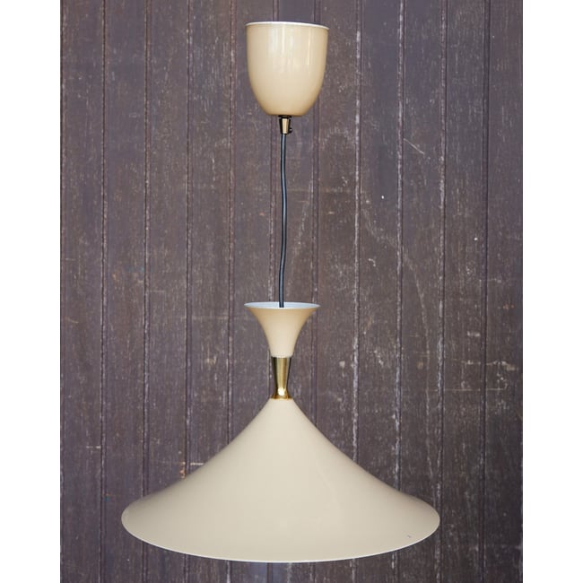 Suspension vintage design nougat Sonia N°285 - Bon état Couleur vert <span itemprop=