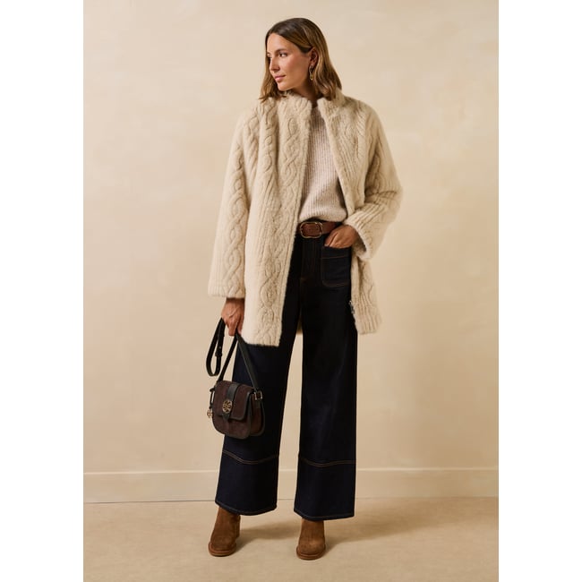Manteau mi-long col rond en imitation fourrure - LA FEE MARABOUTEE
