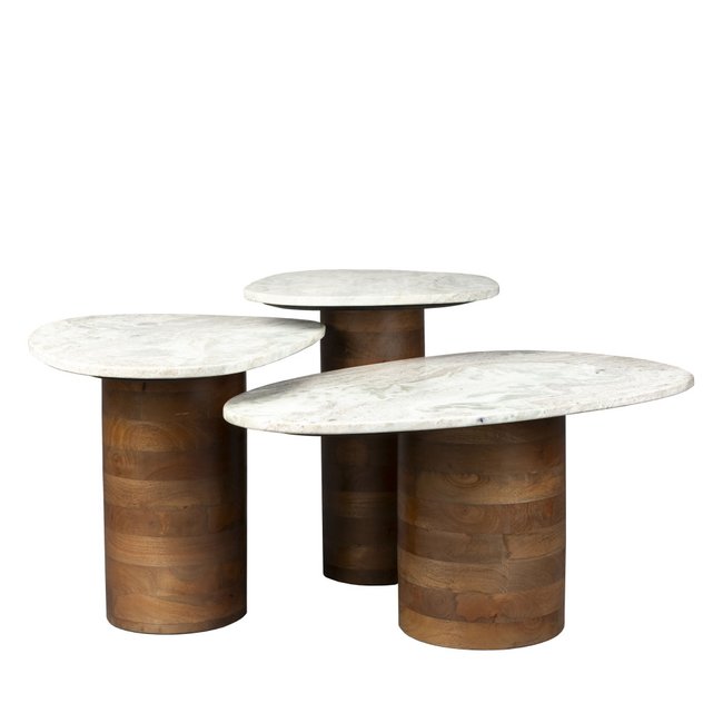 Lot de 3 tables basses organiques gigognes en marbre et bois- SUKI Couleur bois foncé et blanc <span itemprop=