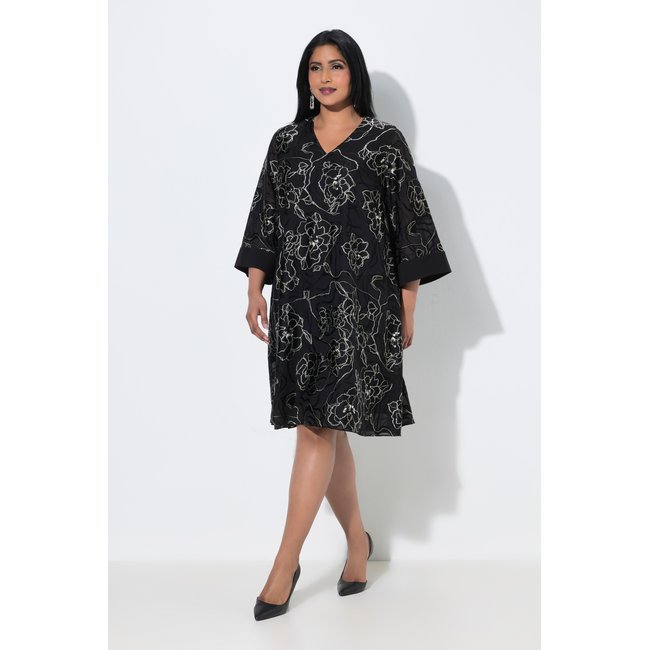 Robe en soie mélangée noir <span itemprop=