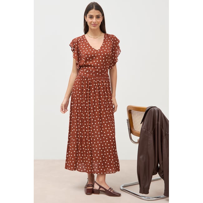 Robe longue évasée col v manches courtes marron cognac <span itemprop=