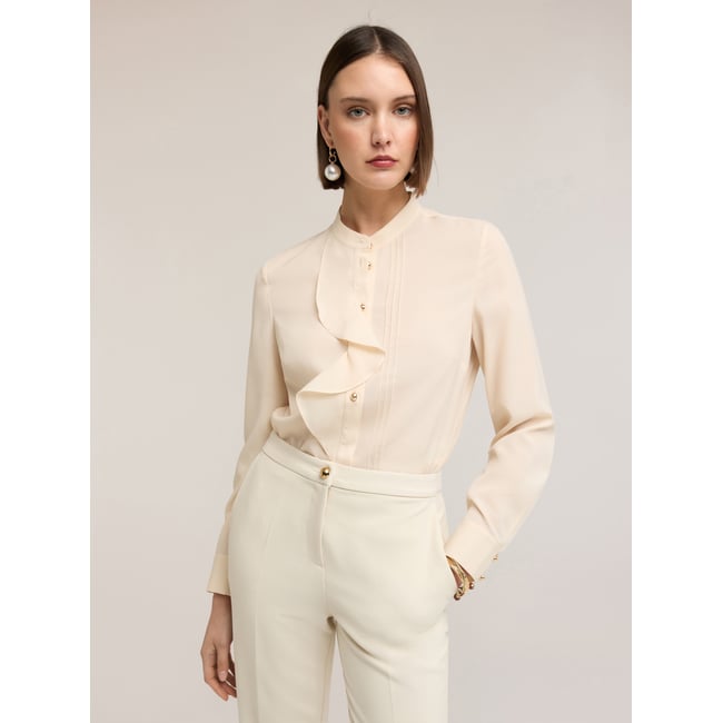 Chemise à volants beige <span itemprop=