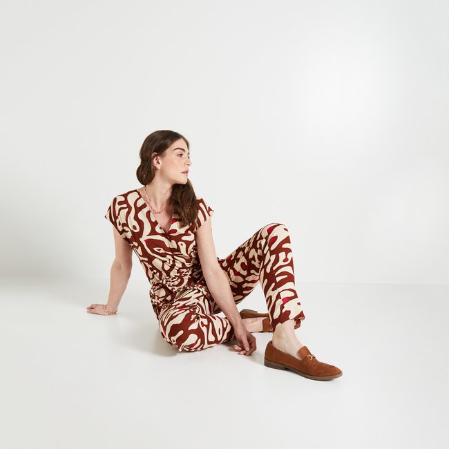 Combinaison imprimée beige camel <span itemprop=