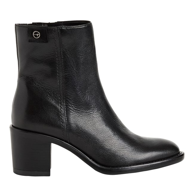 Bottines en cuir noir <span itemprop=