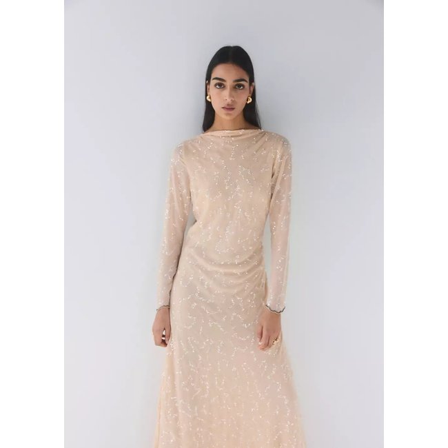 Robe sequins dos nu écru <span itemprop=
