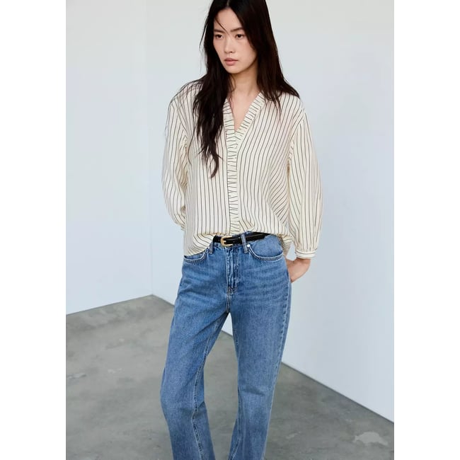 Blouse rayée avec détail à volant écru <span itemprop=