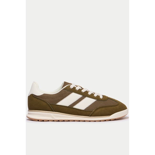 Basket aspect daim vert kaki <span itemprop=