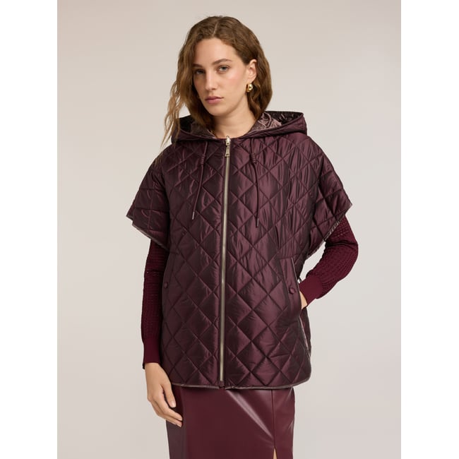 Gilet matelassé avec capuche et manches kimono marron <span itemprop=