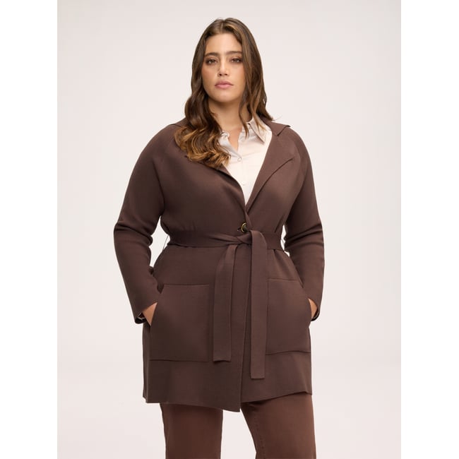Manteau court avec ceinture marron <span itemprop=
